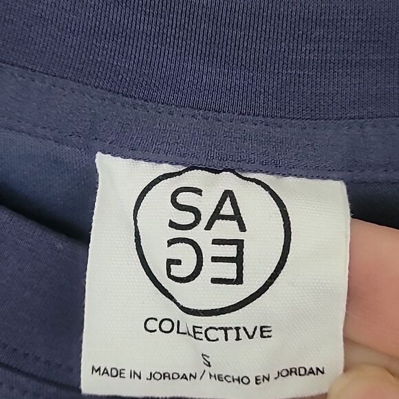 SAGE Collective Blue Long Sleeve Oversized Crew Neck Top with Pockets.Size Small - Picture 7 of 9